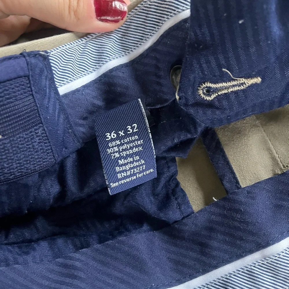 Croft & Barrow Men's Khaki Chinos